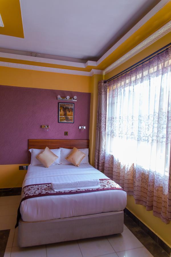 Enkare Hotel Nairobi Eksteriør bilde