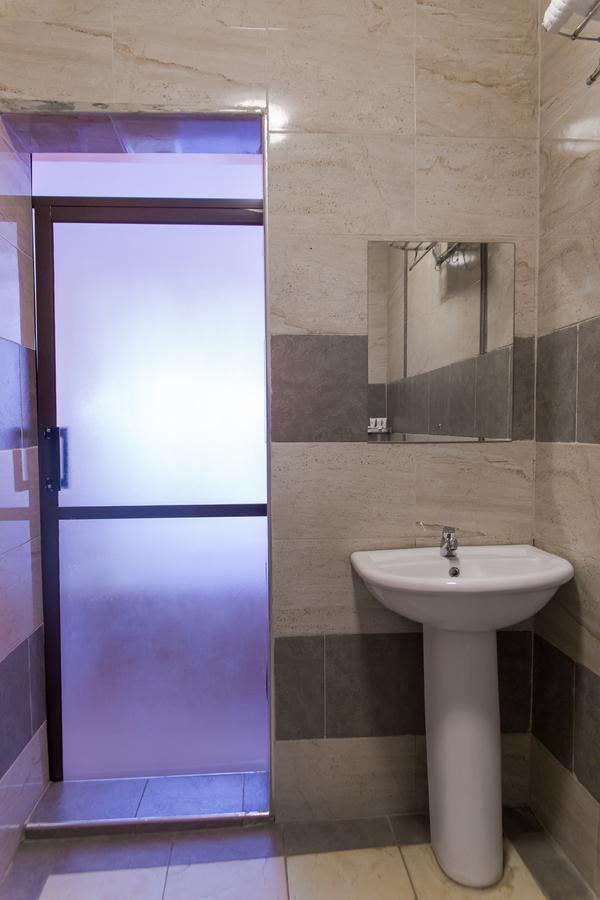 Enkare Hotel Nairobi Eksteriør bilde